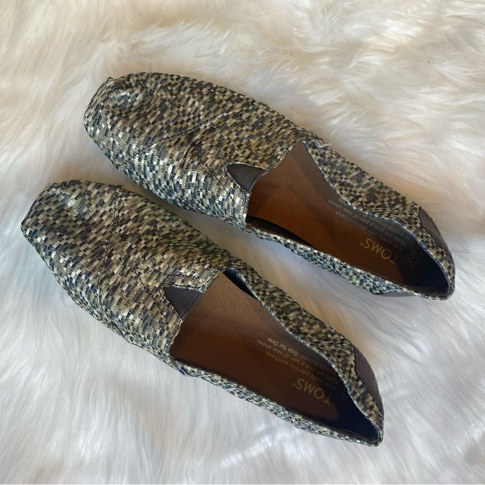 ‎Tom’s sparkle gray women’s shoes size 8